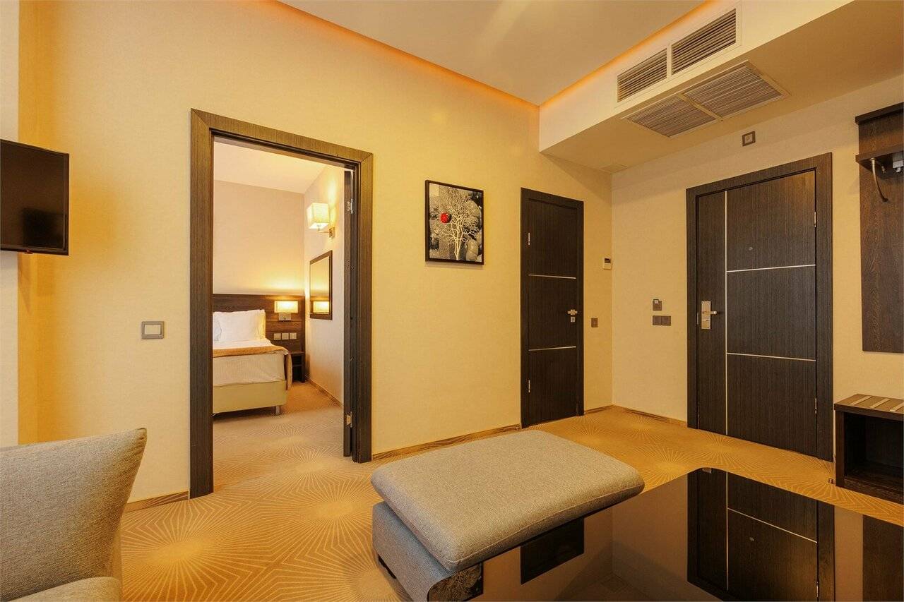 Фотографии номера Двухместный номер с 1 кроватью или 2 отдельными кроватями в Гостинице Аквамарин Курск